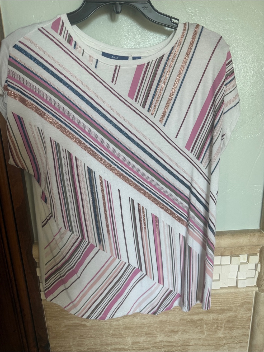 Apt. 9 White, Pink & Navy Striped Short Sleeve Crewneck Top